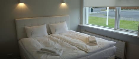 Deluxe dubbelrum - privat badrum | Ljudisolering, gratis wi-fi och sÀngklÀder