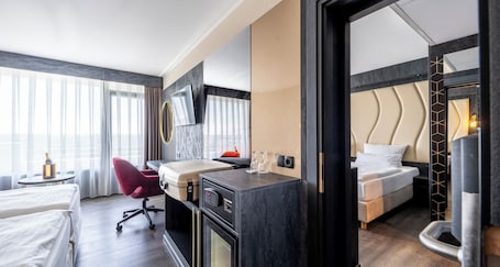Comfort Quadruple Room. PLAZA Hotel Bruchsal