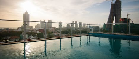 Rooftop pool