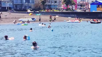 Una playa cerca