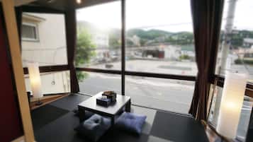 Condo / Apartment | Living area | 50-inch flat-screen TV with digital channels, TV