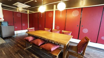 Appart'hôtel (Apartment) | Restauration dans la chambre