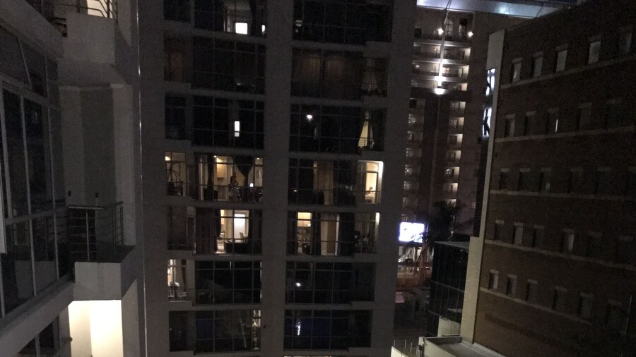First Divine Suites - Hydro Park