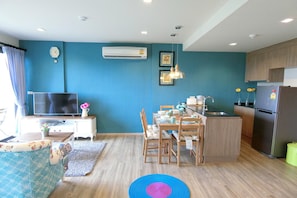 1-Bedroom Condo | Makan dalam bilik