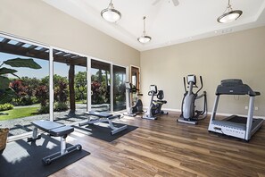 Condo, 2 habitaciones | Sala de fitness