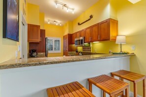 Condo, 2 Bedrooms | Private kitchen | Fridge, microwave, oven, stovetop