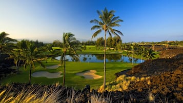 Apartamento, 2 habitaciones | Piscina | Una piscina al aire libre, una piscina climatizada