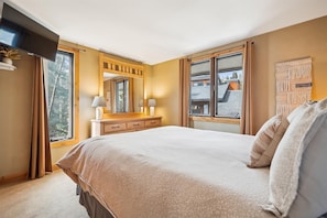 Condo, 1 Bedroom | 1 bedroom, iron/ironing board, free WiFi