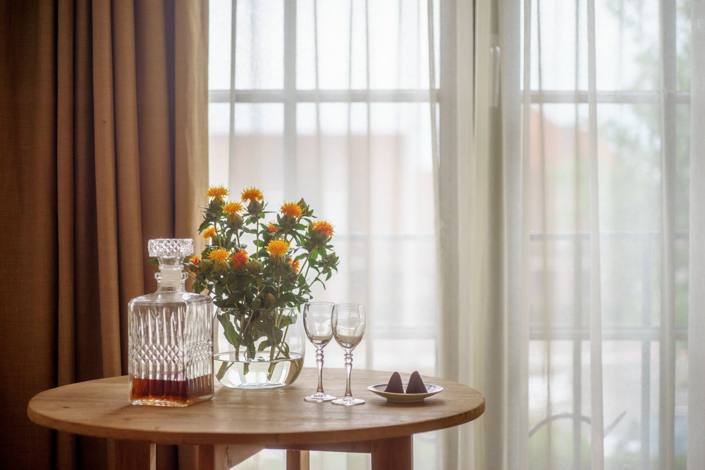 Premium bedding, minibar, laptop workspace, blackout curtains