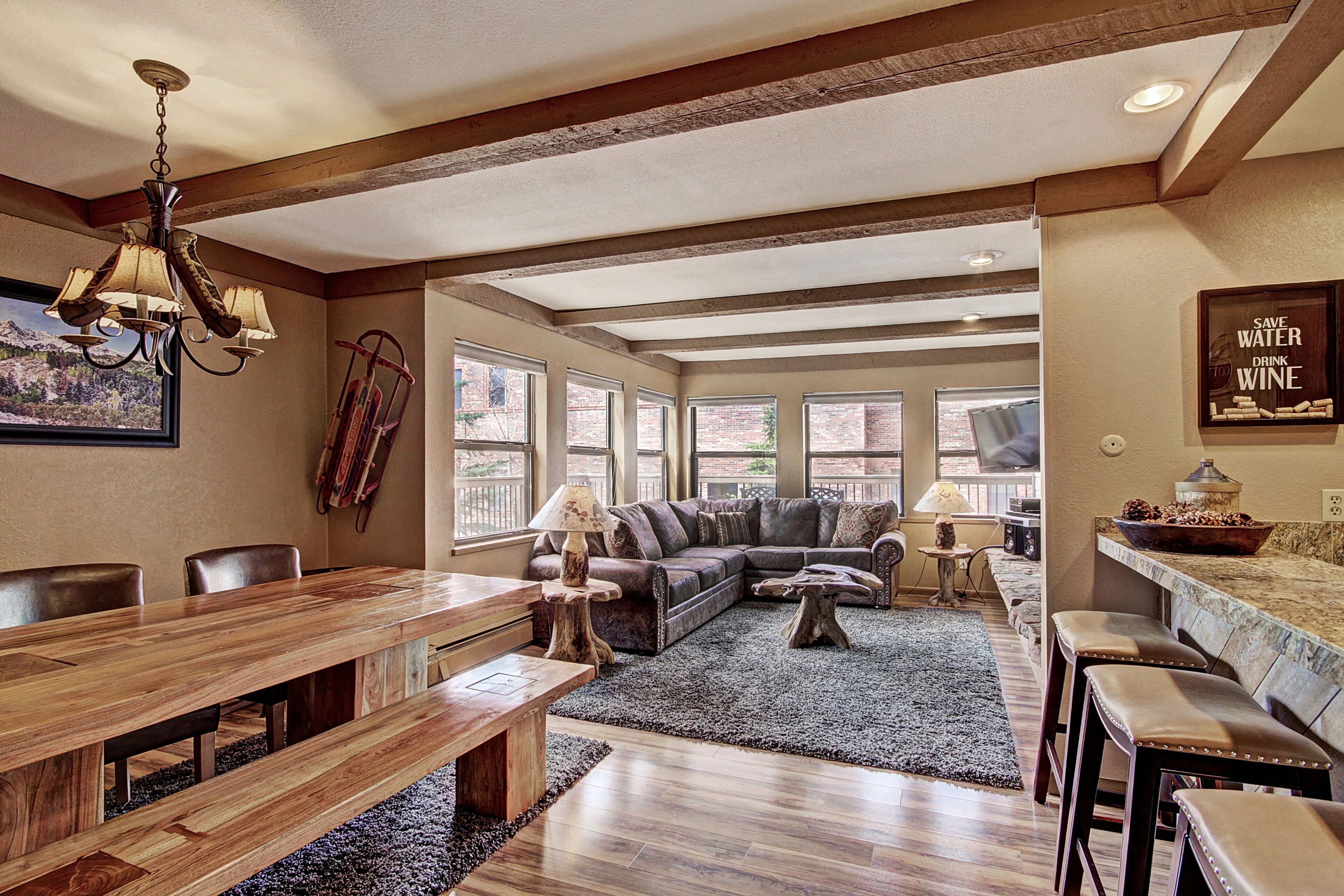 Condo, 2 Bedrooms | Living room | TV, fireplace, DVD player