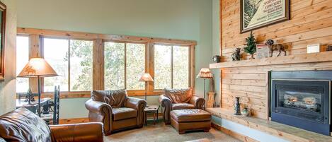 Condo, 2 Bedrooms | Interior