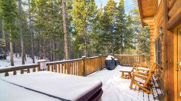 House, 3 Bedrooms | Terrace/patio