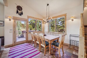 Townhome, 4 Bedrooms | Dining
