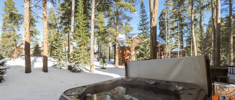 House, 4 Bedrooms | Spa | Hot tub