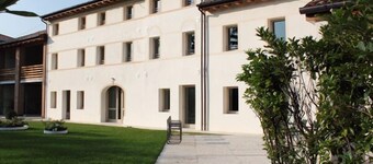 卡斯皮內達農莊飯店