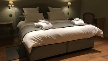 Premium bedding, minibar, in-room safe, desk