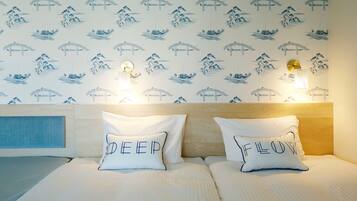 Free WiFi, bed sheets