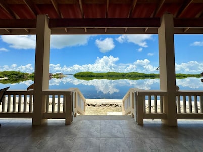 Lina Point Belize Overwater Resort