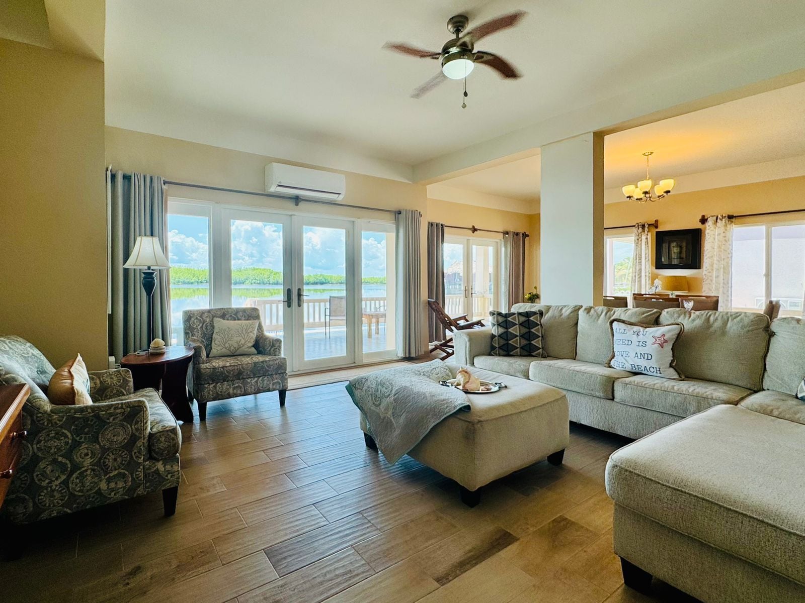 32-inch flat-screen tv with cable channels, tv