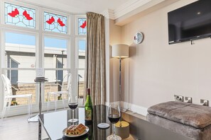 Room - Harrogate Lifestyle Luxury Serviced ApartHotel (Harrogate)