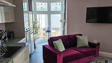 Luxury Apartment, 2 Bedrooms (1 bathroom) | Living area | Flat-screen TV