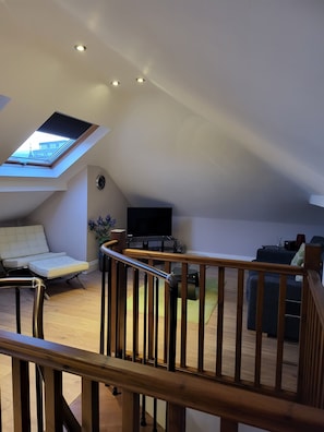 Executive Apartment, 1 Bedroom | Living area