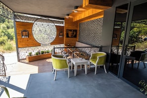 Bar (in der Unterkunft)