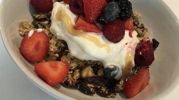 Daily cooked-to-order breakfast for a fee