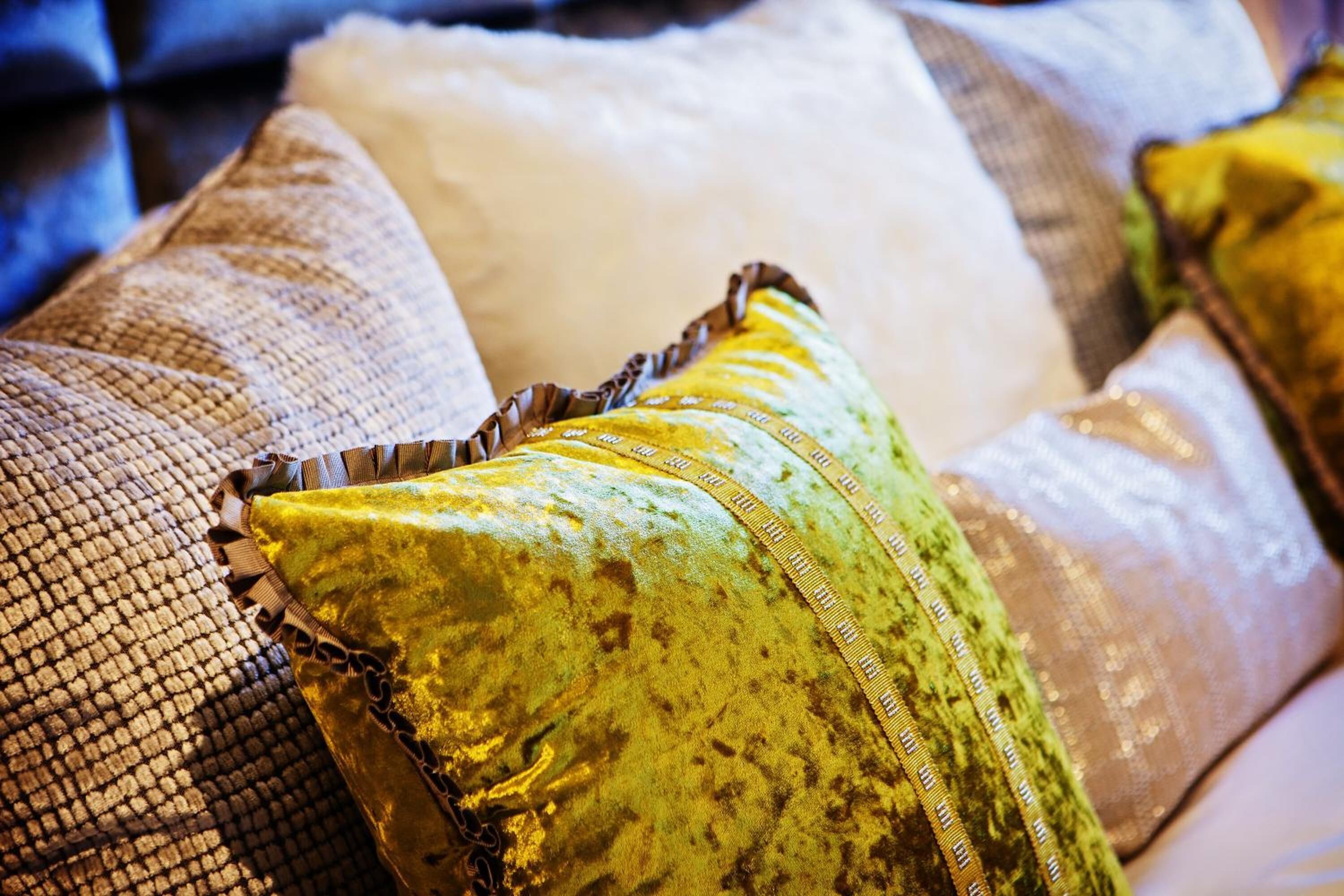 minibar, in-room safe, desk, laptop workspace