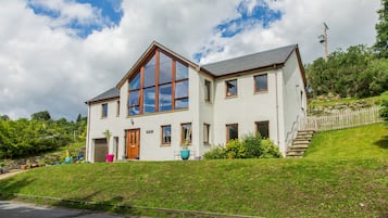 Mặt tiền nơi lưu trú