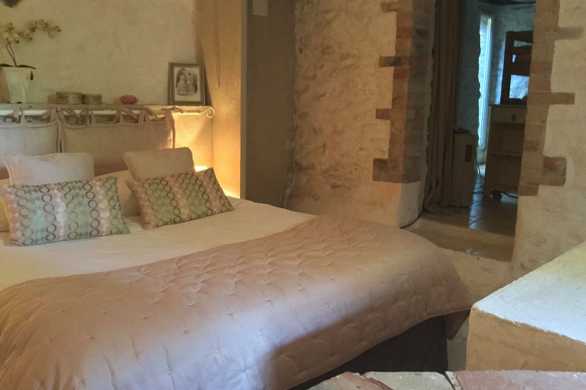 Chambre supérieure double | Draps en coton égyptien, literie de qualité, décor unique
