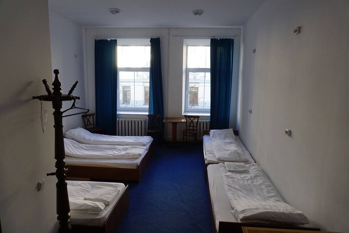 Room (5 persons) | Soundproofing, iron/ironing board, free WiFi