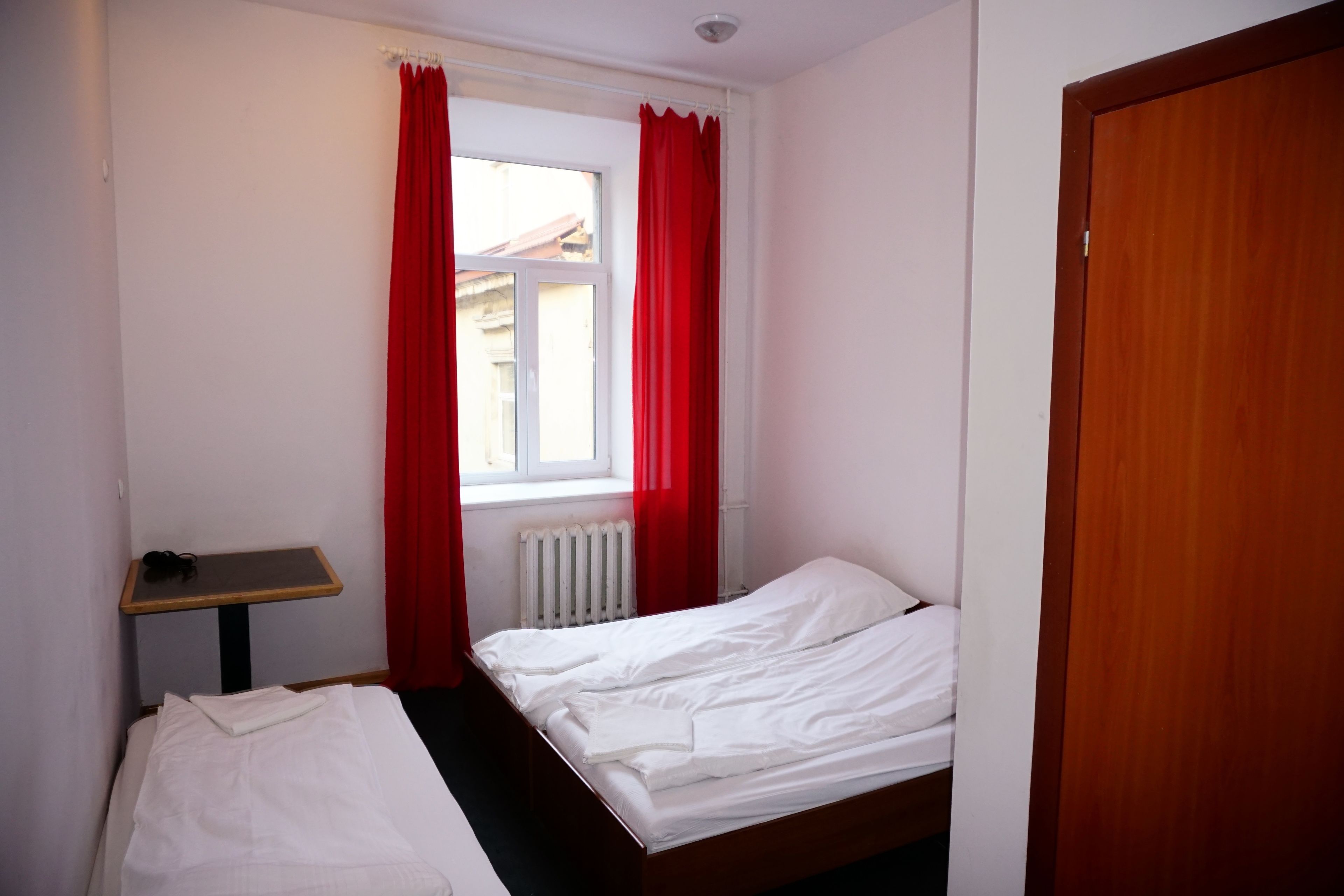 Triple Room | Soundproofing, iron/ironing board, free WiFi