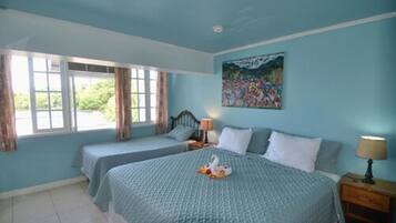 Habitación estándar doble (Air Conditioning) | Ropa de cama de alta calidad y decoración individual