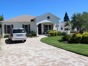 Fachada da propriedade