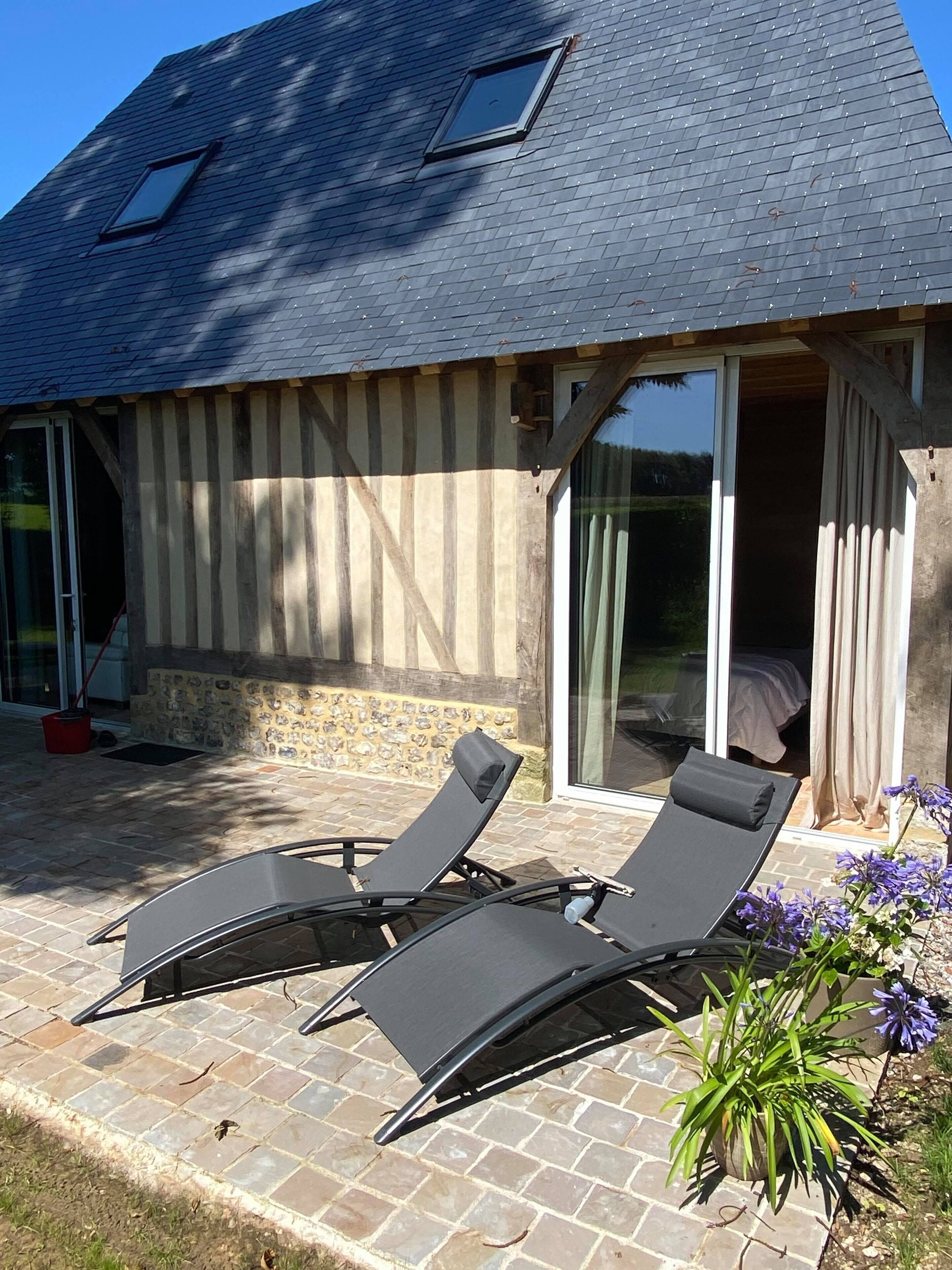 Gîte de charme Les Châtaigniers | Terrace/patio