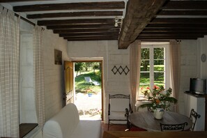 Traditional House, 2 Bedrooms | Living area | 110-cm flat-screen TV with satellite channels, DVD player