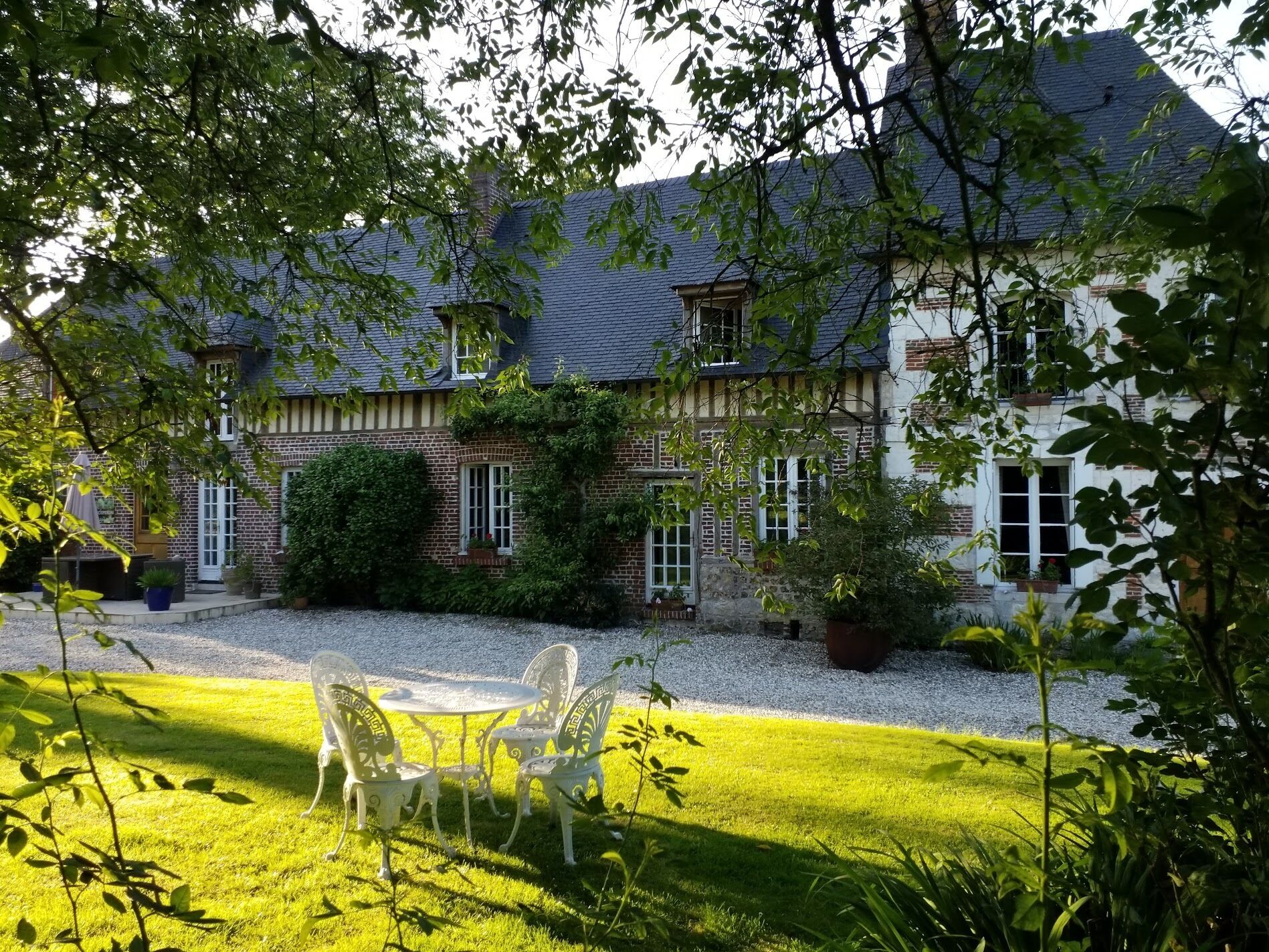Traditional House, 2 Bedrooms | Individually decorated, individually furnished, iron/ironing board