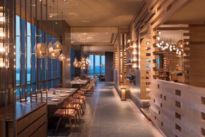 3 restaurants, breakfast, lunch, dinner served; Chinese cuisine - Grand Hyatt Changsha (Changsha)