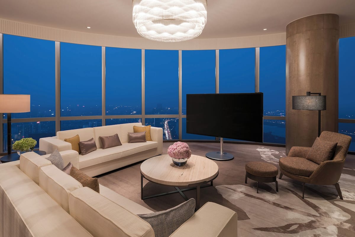 presidential suite | living area | 48-inch lcd tv with satellite channels, tv