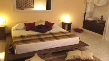 Deluxe Room, 1 King Bed | Free WiFi