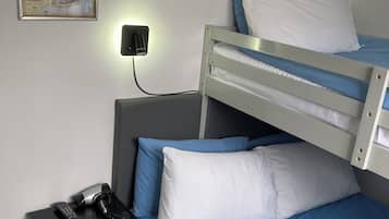 Family Room | Free WiFi, bed sheets