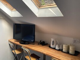 Habitación familiar | Wifi gratis y ropa de cama