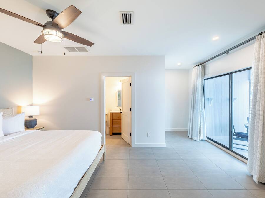 Apartment, 1 King-Bett und Schlafsofa, Küche | Daunenbettdecken, individuell dekoriert, individuell eingerichtet