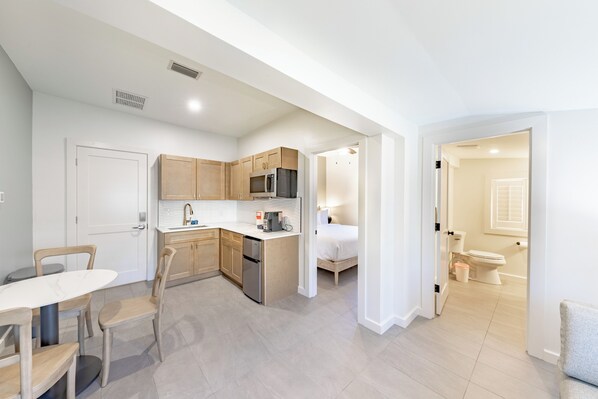 Deluxe Suite, 1 Bedroom, Kitchenette