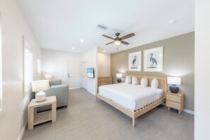 Deluxe Studio, 1 King Bed, Kitchenette | Down comforters, individually decorated, individually furnished - The Palmetto Inn (Boca Grande)