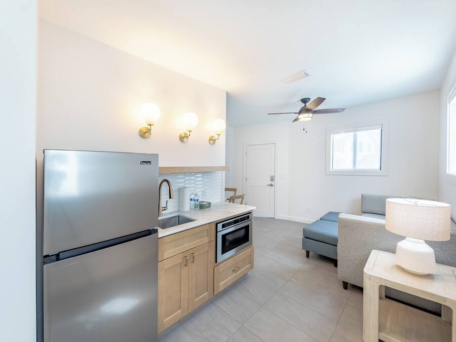 Deluxe-Suite, 1Â King-Bett und Schlafsofa, Kochnische | Eigene Kochnische