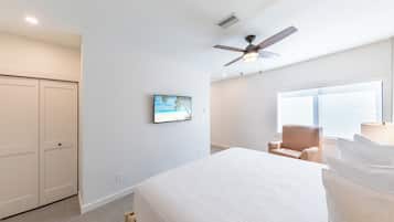 Deluxe-suite - 1 kingsize-seng med sovesofa - tekøkken | Dundyner, individuelt design, individuel indretning