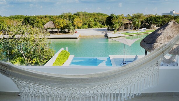Exterior detail - 5 Bedrooms Luxury Caleta House by Homing Bird (Puerto Aventuras)