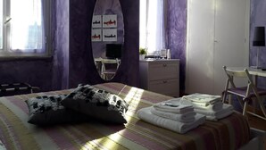 مكتب وأسرّة أطفال/رضّع (مجانًا) وواي فاي مجانًا وبديكورات فريدة لكل غرفة